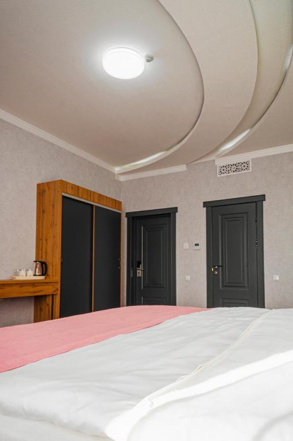 Rich Hotel Turkistan Εξωτερικό φωτογραφία